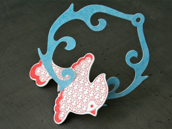 _0014_Baker_holiday_2010_letterpress_ornament_assembled