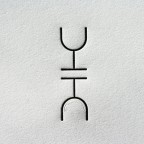 _0005_kisscut_wine_label_letterpress_front